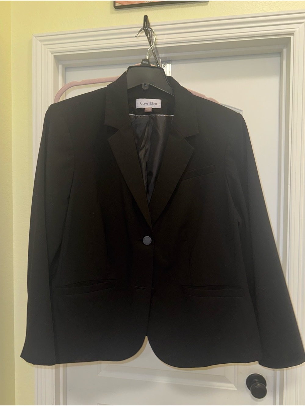 Calvin Klein Women's Black Single-Button Tailored Blazer
